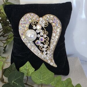 Vintage Statement Gold Heart Shape Brooch Pin